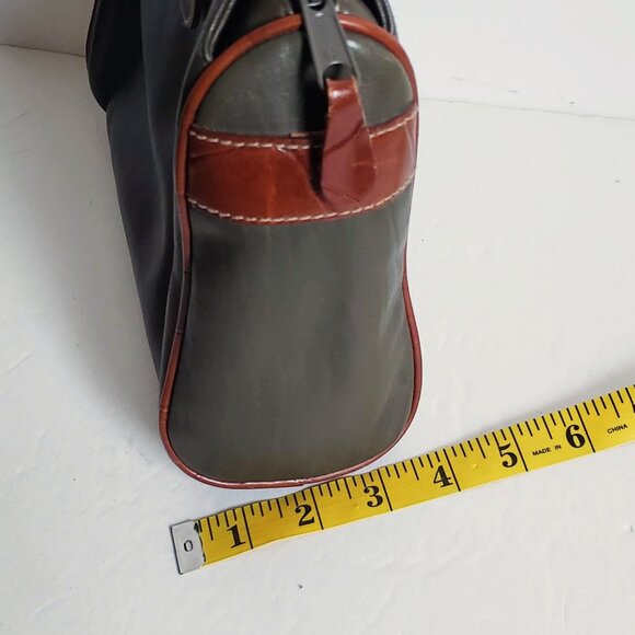 Vintage Olive Genuine Leather Organizer Travel Toiletry Bag Case VALERIE STEVENS - Picture 9 of 11